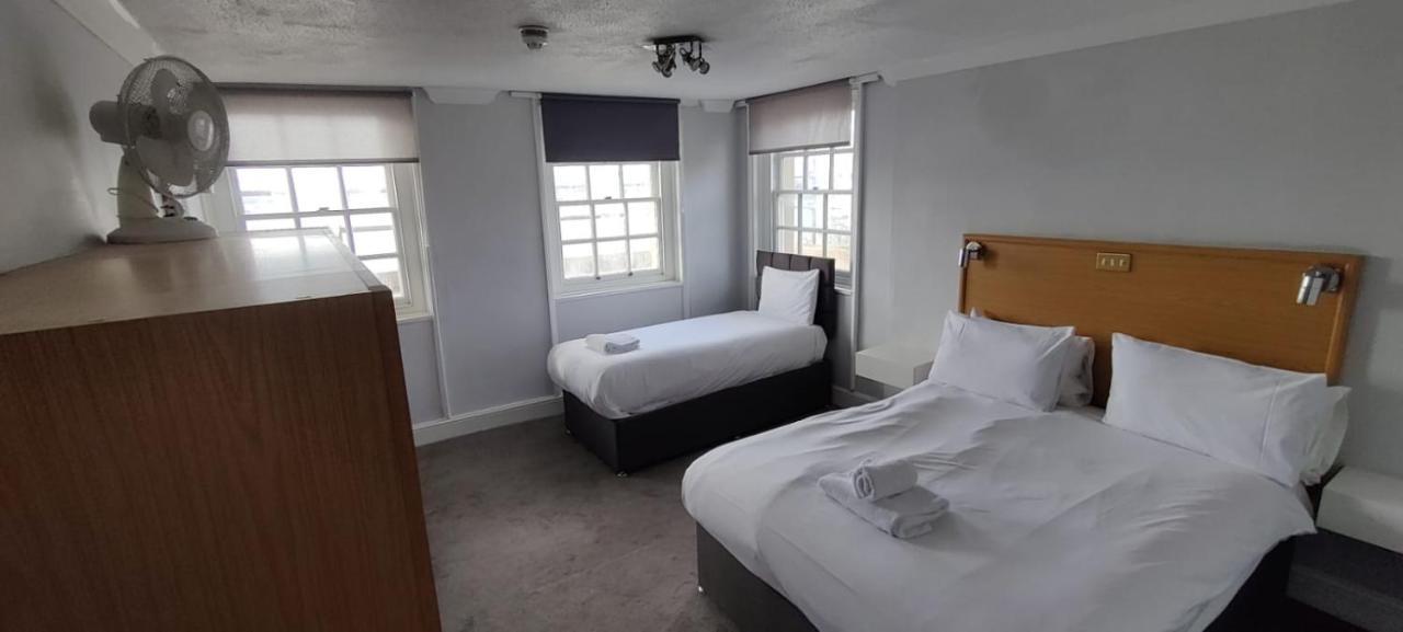 Royal Hotel, Bar & Grill Purfleet Dış mekan fotoğraf
